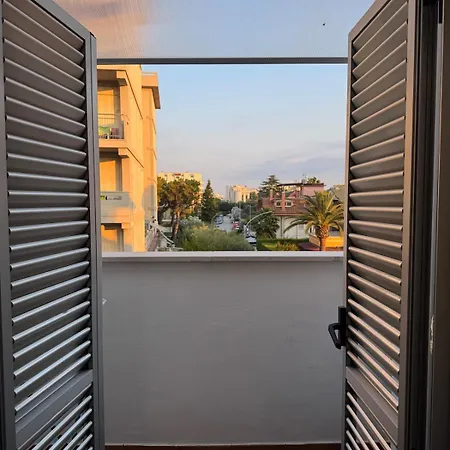 Within Walking Distance Of The Sea With Parking Space San Benedetto del Tronto